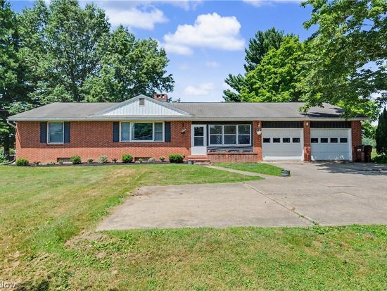 Home at 1838 S Main St, Mansfield, Ohio